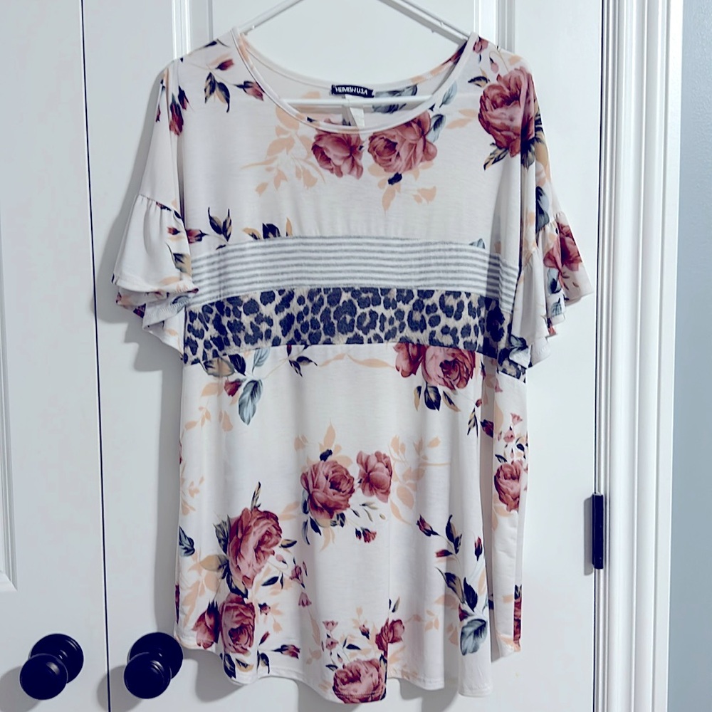 Heimish USA, XL, mixed print top, grey stripes, floral, cheetah print.